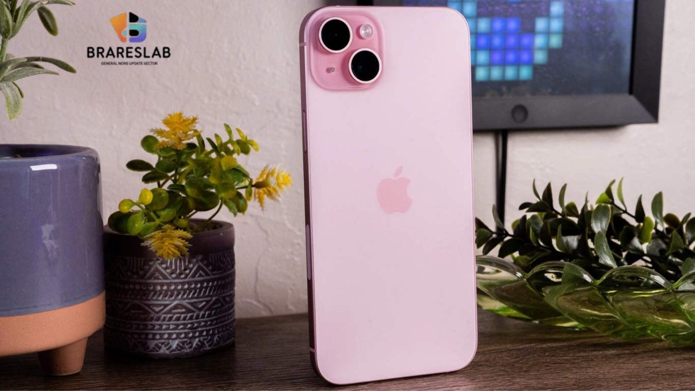 iPhone 15 Pink